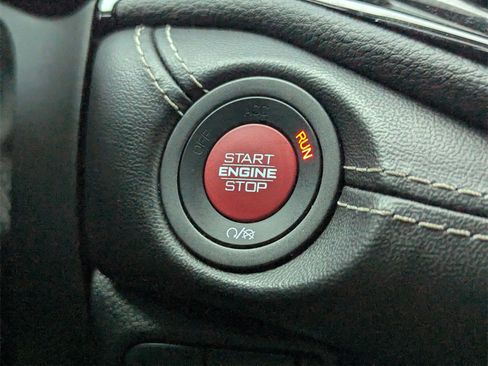 Used 2021 Dodge Durango SRT Hellcat w/ Technology Group image 25