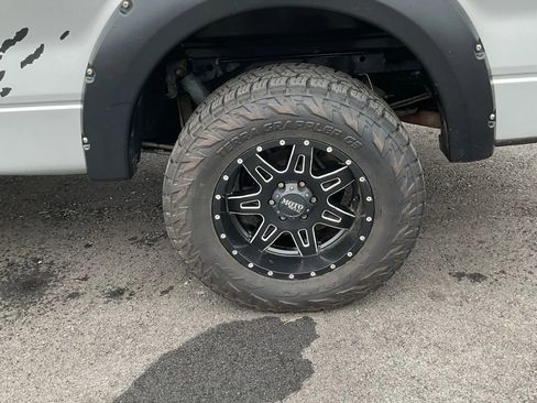 Used 2014 Ford F150 XLT w/ Trailer Tow Package image 14