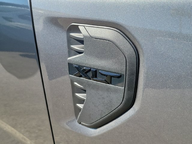 New 2026 Ford Ranger XLT w/ Black Appearance Package RWD image 7