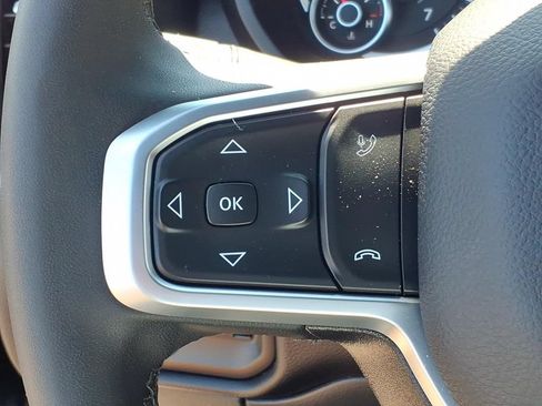 Used 2025 RAM 2500 Big Horn AWD/4WD image 11