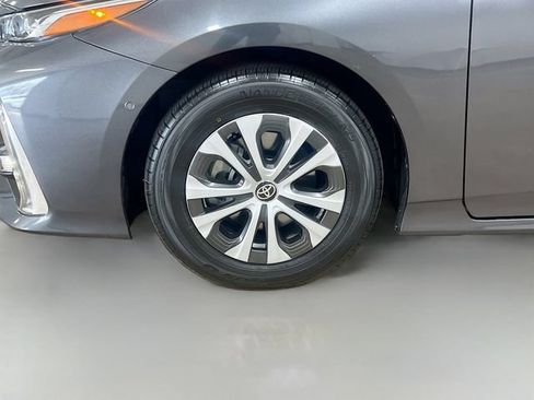 Used 2021 Toyota Prius Prime Limited FWD image 30