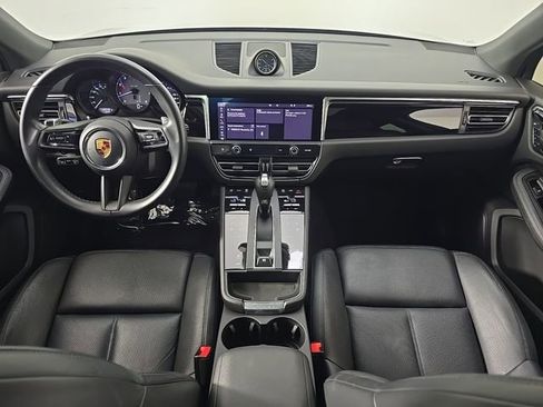 Certified 2022 Porsche Macan S AWD/4WD image 28