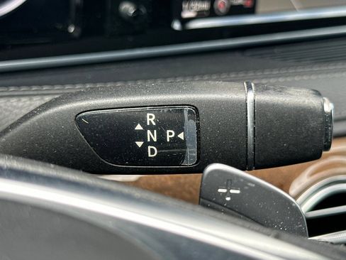 Used 2015 Mercedes-Benz S 550 Sedan image 18