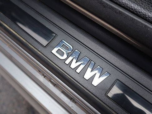 Used 2010 BMW 135i Convertible image 21