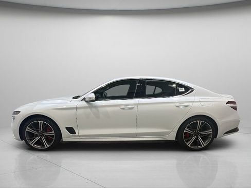 Used 2024 Genesis G70 3.3T Advanced AWD/4WD image 3