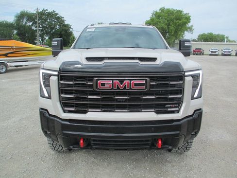 New 2026 GMC Sierra 2500 AT4X AWD/4WD image 12