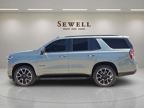Used 2023 Chevrolet Tahoe RST w/ Luxury Package AWD/4WD image 2
