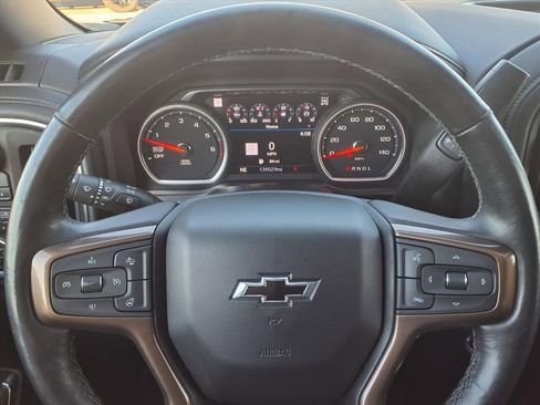 Used 2021 Chevrolet Silverado 1500 High Country w/ Technology Package image 29