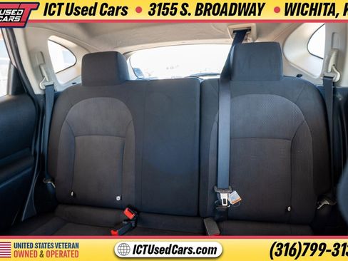 Used 2012 Nissan Rogue S FWD image 9