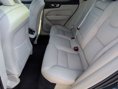 Used 2021 Volvo XC60 T5 Inscription w/ Advanced Package image 20