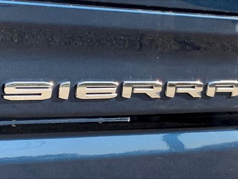 Used 2021 GMC Sierra 1500 SLT image 10