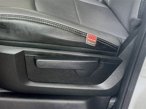 Used 2024 RAM 3500 Tradesman w/ Chrome Appearance Group image 22