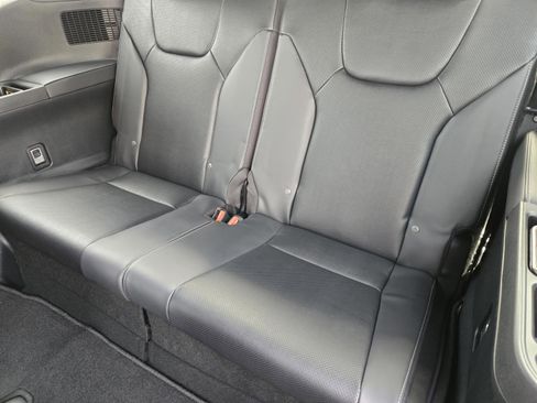 New 2026 Lexus TX 500h AWD image 20