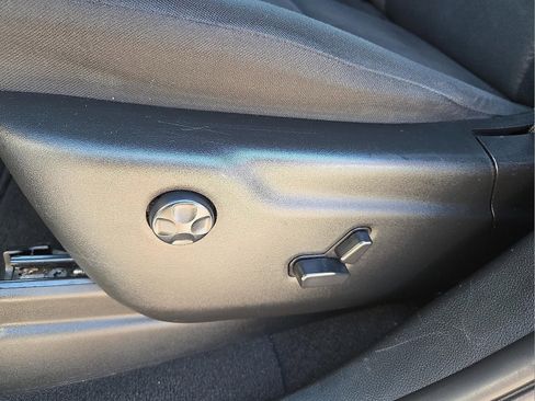 Used 2023 Dodge Durango GT image 15