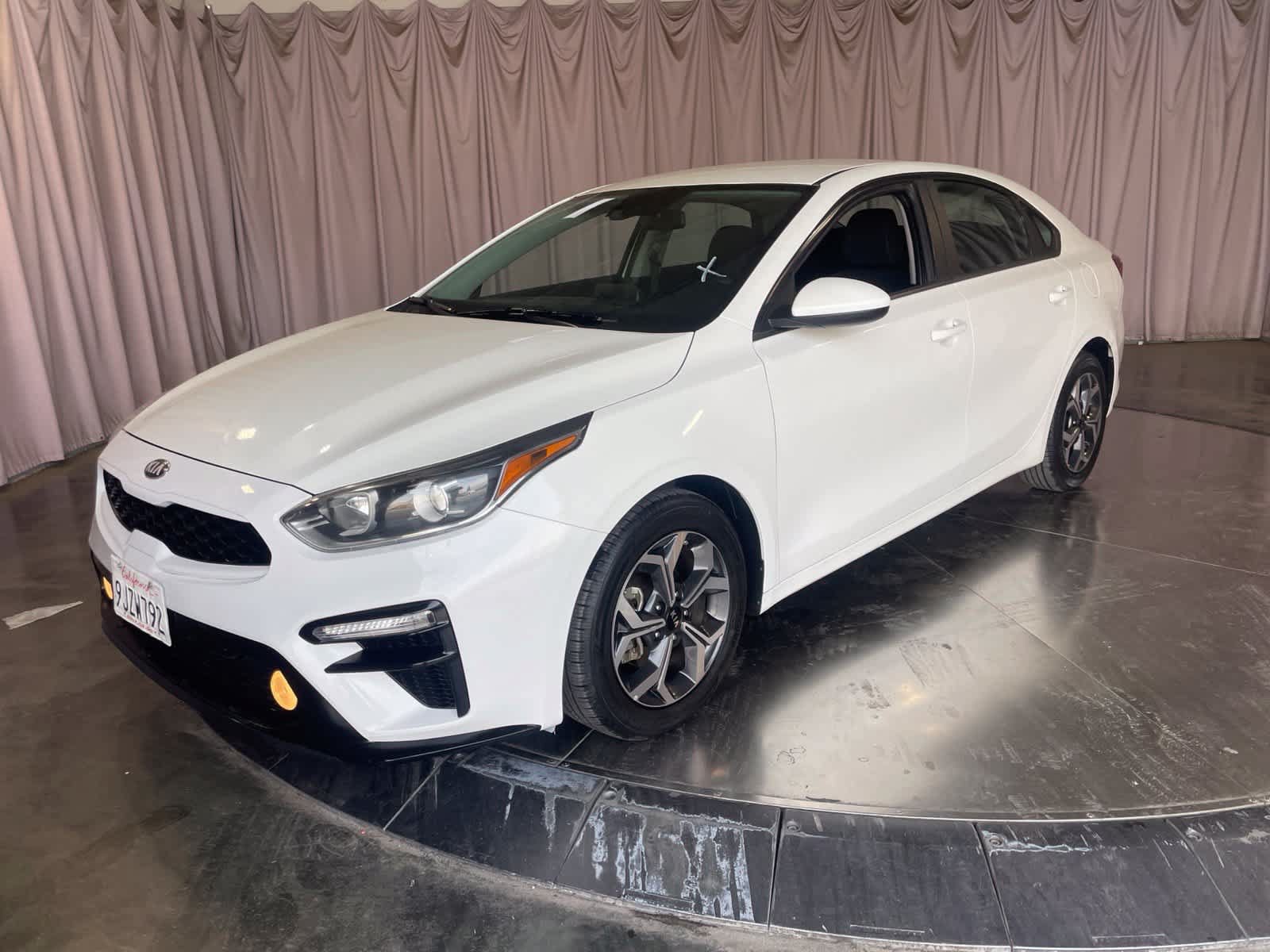 Used 2021 Kia Forte LXS FWD image 2
