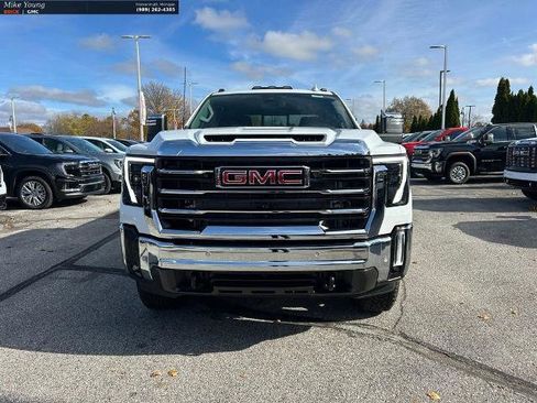 New 2026 GMC Sierra 2500 SLT w/ SLT Premium Package image 10