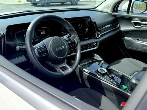 Certified 2023 Kia Sportage LX AWD/4WD image 12