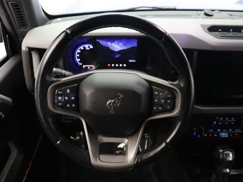 Used 2021 Ford Bronco Badlands image 23