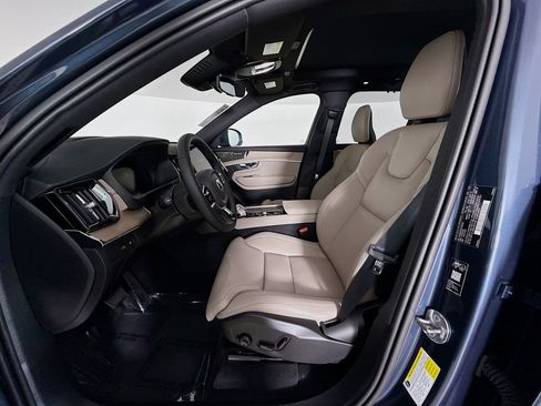 New 2026 Volvo XC90 T8 Ultra w/ Protection Package Premier AWD/4WD image 22