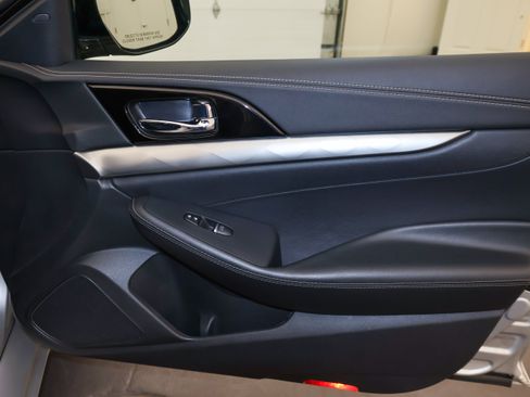 Used 2021 Nissan Maxima 3.5 SV w/ Floor Mat Group FWD image 43