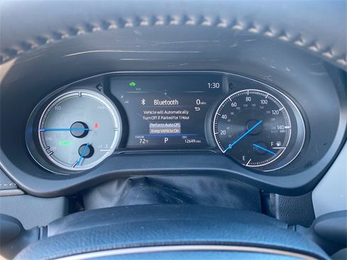 Used 2024 Toyota Venza XLE image 25