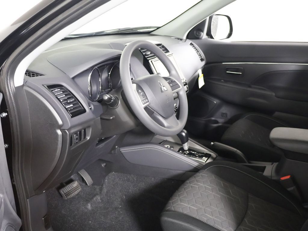 New 2027 Mitsubishi Outlander Sport ES AWD/4WD image 19