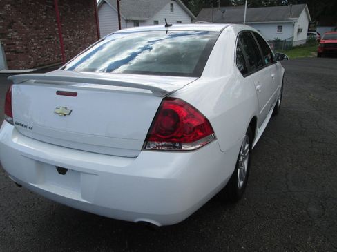 Used 2012 Chevrolet Impala LT w/ LT Sunroof Package FWD image 16
