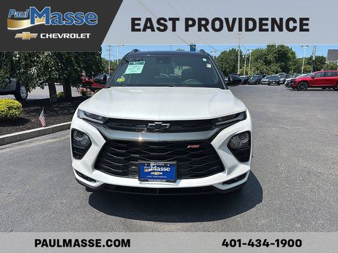 Certified 2023 Chevrolet TrailBlazer RS w/ Sun and Liftgate Package FWD image 2