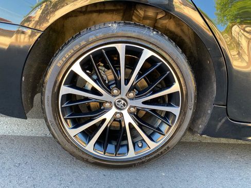 Used 2019 Toyota Camry SE w/ Audio Package FWD image 26