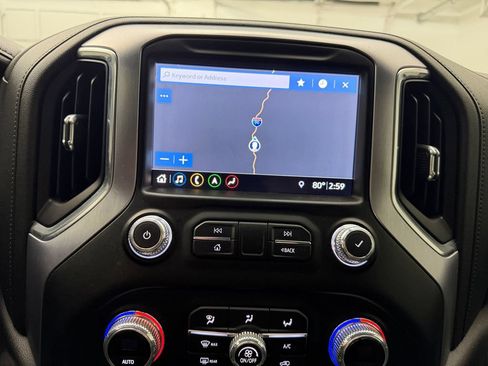 Used 2019 GMC Sierra 1500 SLT w/ SLT Premium Plus Package AWD/4WD image 30