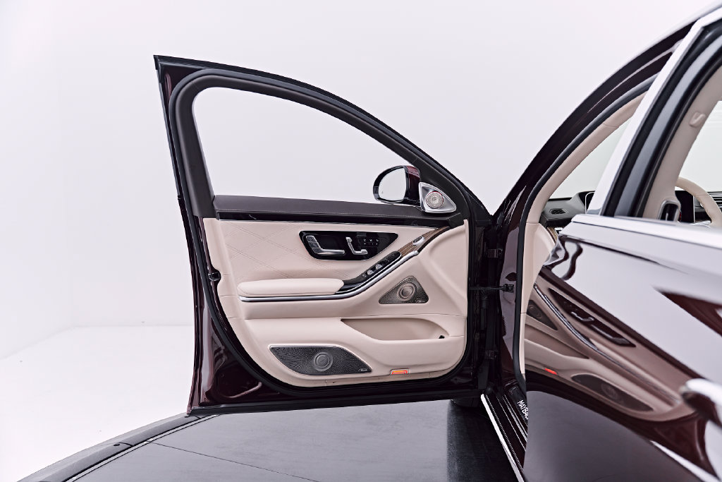 Used 2024 Mercedes-Benz Maybach S 680 4MATIC image 38
