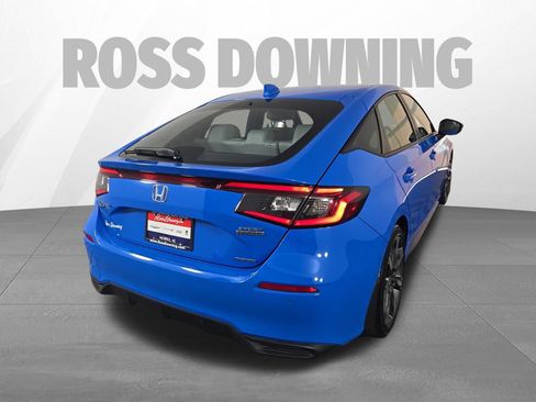 Used 2025 Honda Civic Sport Touring image 4