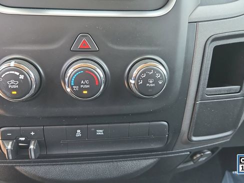 Used 2013 RAM 1500 Express AWD/4WD image 14
