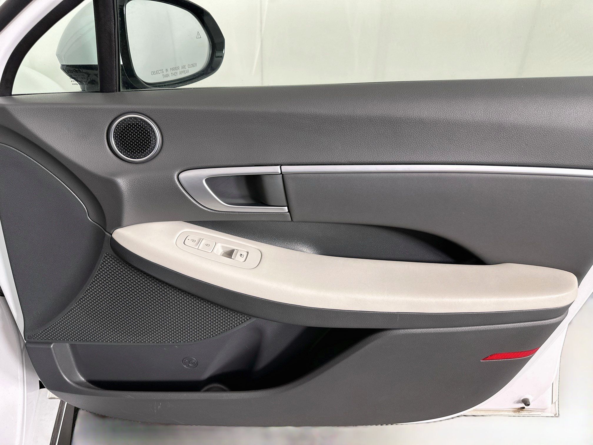 Used 2025 Hyundai Sonata SEL FWD image 30