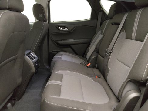 Used 2024 Chevrolet Blazer LT w/ Convenience Package FWD image 18