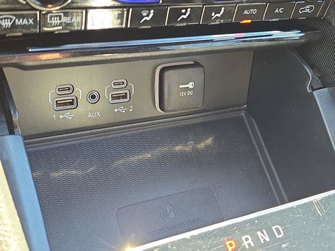 Certified 2025 Jeep Grand Cherokee Altitude AWD/4WD image 34