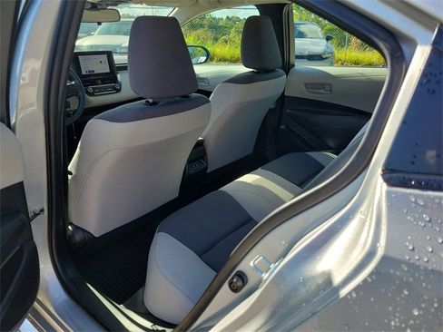 Used 2024 Toyota Corolla LE image 9