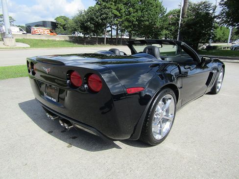 Used 2011 Chevrolet Corvette Grand Sport w/ Preferred Equipment Group RWD image 5