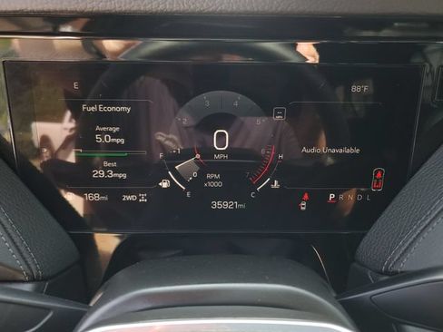 Used 2025 GMC Yukon XL Denali AWD/4WD image 29