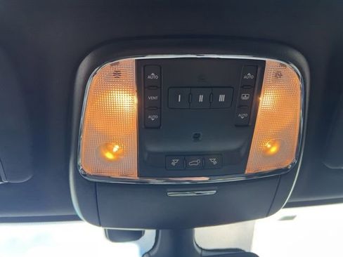 Used 2020 Jeep Grand Cherokee High Altitude image 24