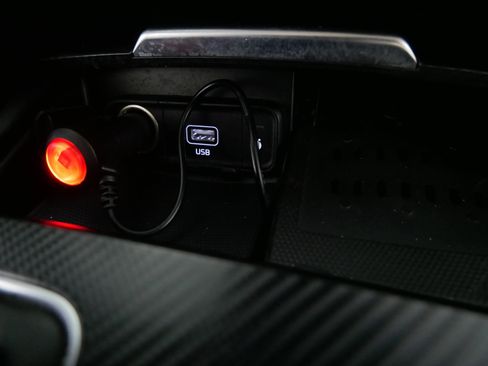 Used 2023 Kia Stinger GT-Line w/ Sun & Sound Package image 31