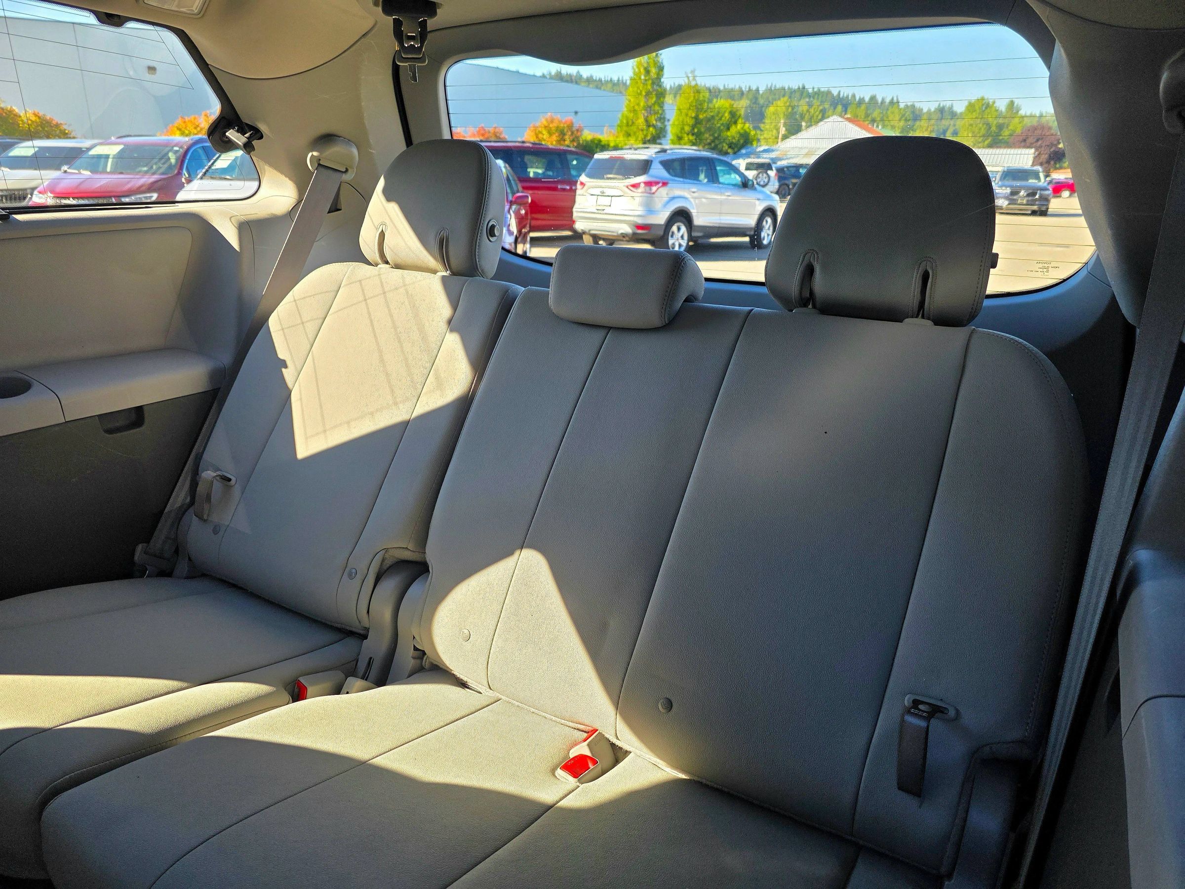 Used 2017 Toyota Sienna XLE w/ XLE Navigation Package FWD image 49