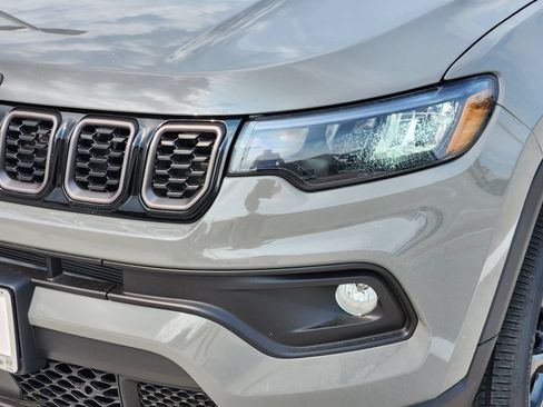 New 2026 Jeep Compass Latitude AWD/4WD image 9