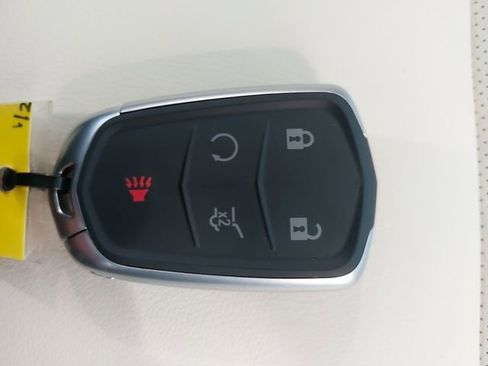 Used 2025 Cadillac XT6 Sport w/ LPO, Floor Liner Package image 38