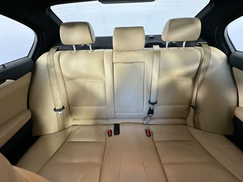 Used 2016 BMW 535i Sedan RWD image 13