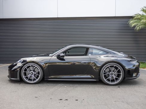 Used 2026 Porsche 911 GT3 RWD image 2