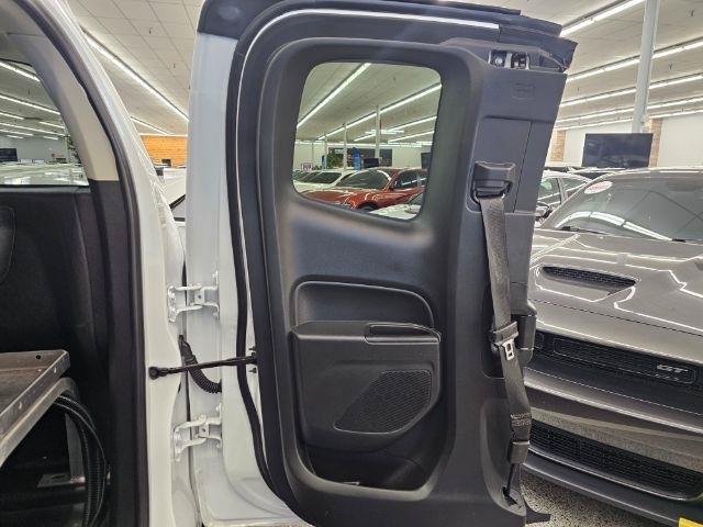 Used 2021 Chevrolet Colorado LT w/ Fleet Safety Package AWD/4WD image 23