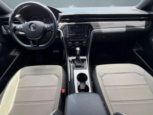 Certified 2022 Volkswagen Passat 2.0T R-Line FWD image 14
