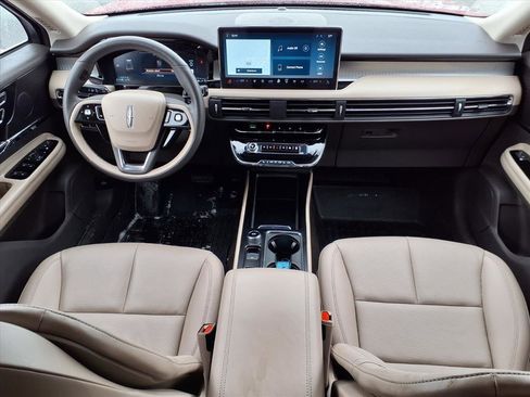 Used 2023 Lincoln Corsair AWD w/ Equipment Group 101A image 9