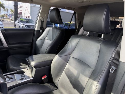 Used 2018 Toyota 4Runner Limited AWD/4WD image 12